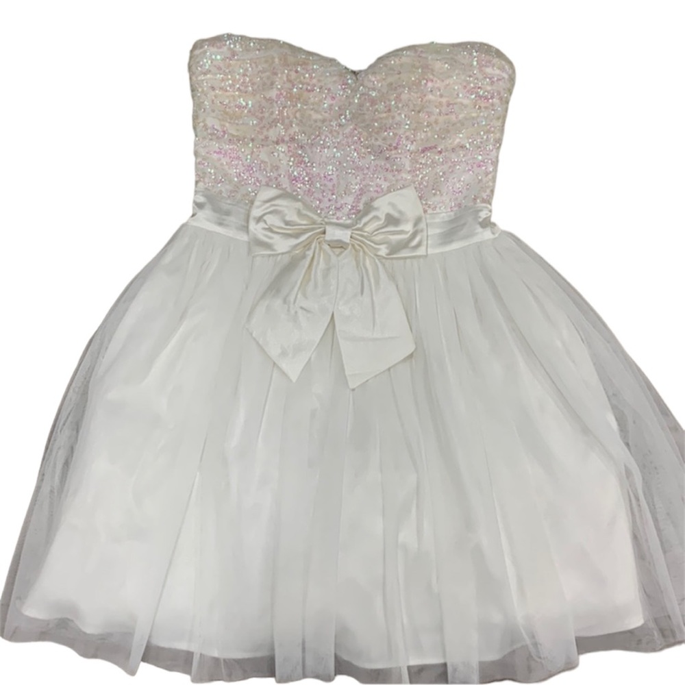 DEB Sequins Strapless Sweetheart Neck Bow Mini Tulle Fluffy Formal Dance Dress